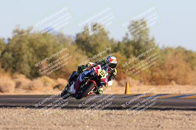 media/Dec-07-2024-CVMA (Sat) [[21c5f1ef85]]/Race 11-Amateur Supersport Open/